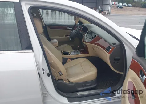 2012 Hyundai Genesis 3.8 from USA, damaged, VIN KMHGC4DD1CU194234